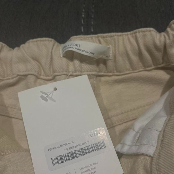 Brand New Oak Fort - Picture 4 of 5